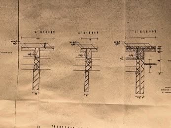 Constructietekening met drie doorsneden en maatvoering van de funderingsaansluiting