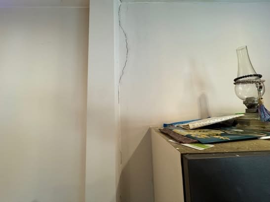 Scheur bij de wandaansluiting – foto 2